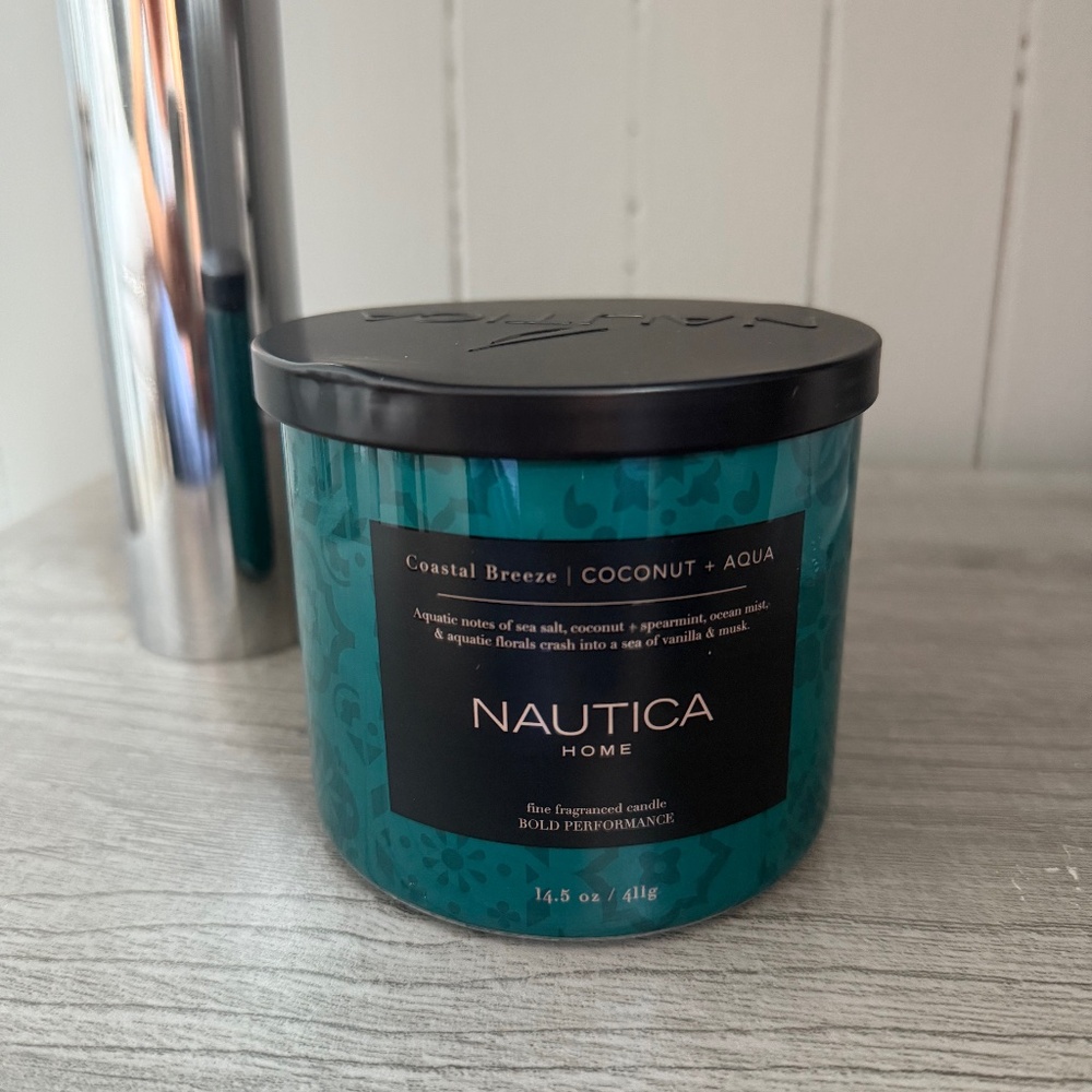 Nautica 14.5oz Soy Wax Blend 3 Wick Candle - Coastal Breeze Coconut & Aqua NEW